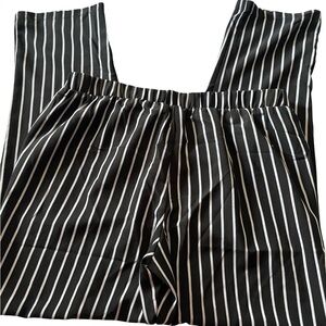 Mosaic& Co. Monochrome Striped Pants